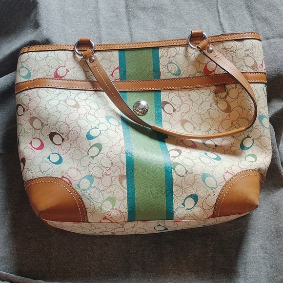 Coach Handbags - Coach Chelsea Signature Tote Bag